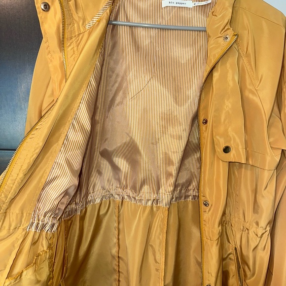 Blu Pepper Mustard Yellow Lightweight Jacket | Size M - Picture 5 of 5